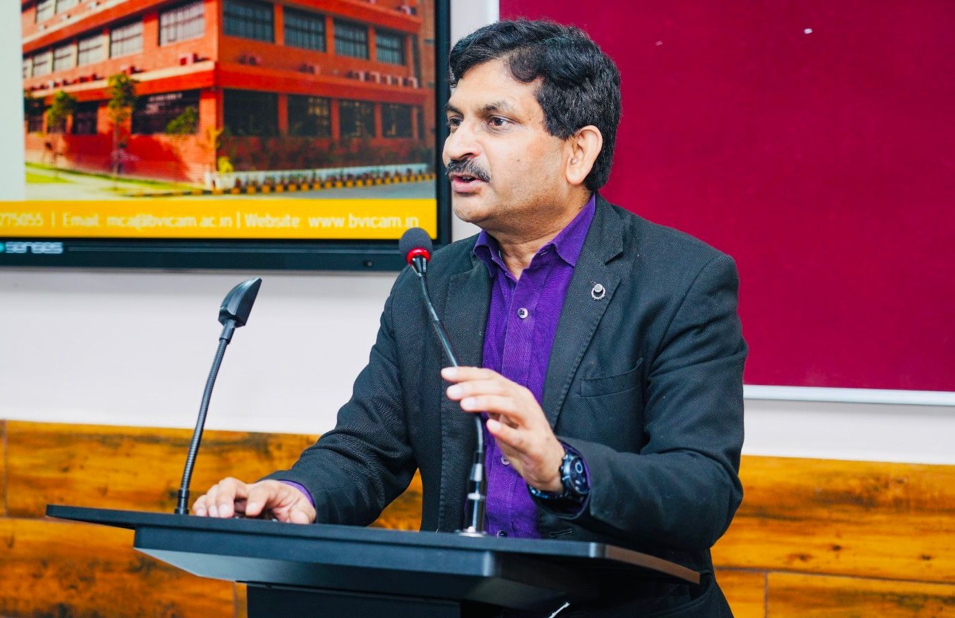 Dr. Mansaf Alam